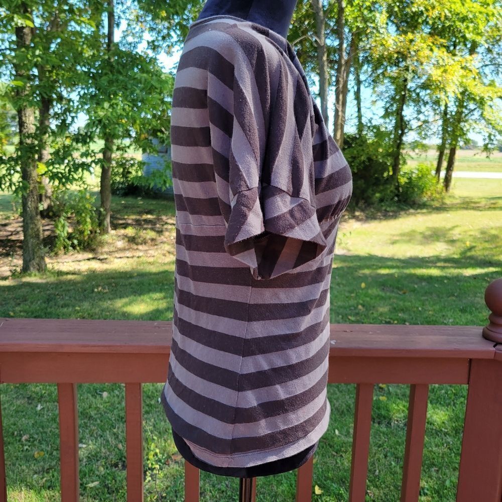 Old Navy Women’s Short Sleeve Brown Striped Pullover Shirt Sz M - Picture 5 of 14